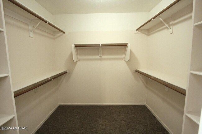 Building Photo - 9465 N Elan Ln