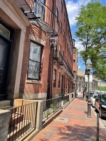 Building Photo - 21 Bowdoin St