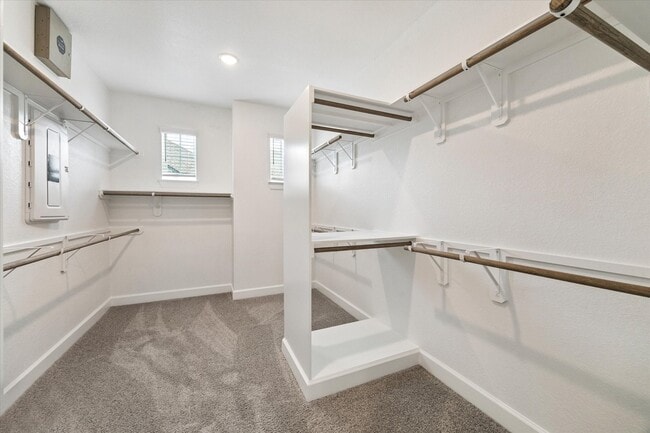 Building Photo - 5617 Iris Harvest Dr