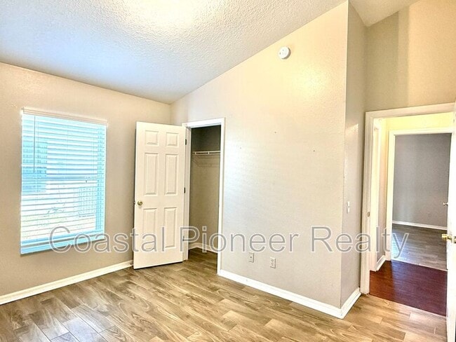 Building Photo - 3062 Buckeye Point Dr