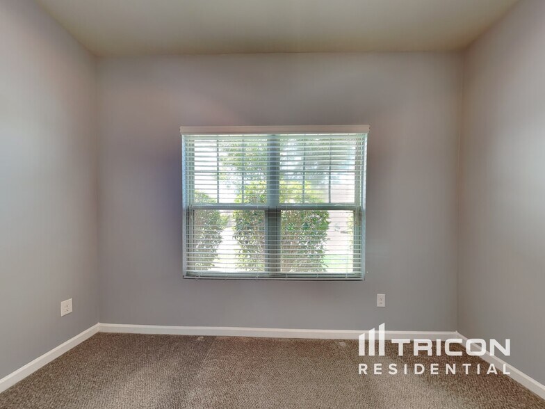 Building Photo - 1151 Walnut Creek Cir
