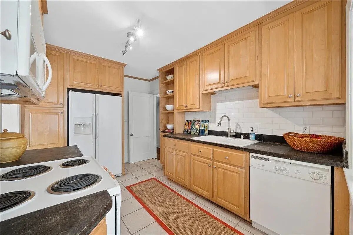 Kitchen View 1 - 181 Picardy St