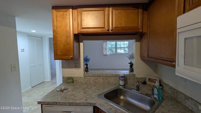 Building Photo - 1633 Sunny Brook Ln