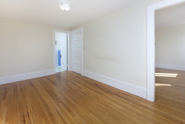 Primary Photo - 1286 Guerrero St