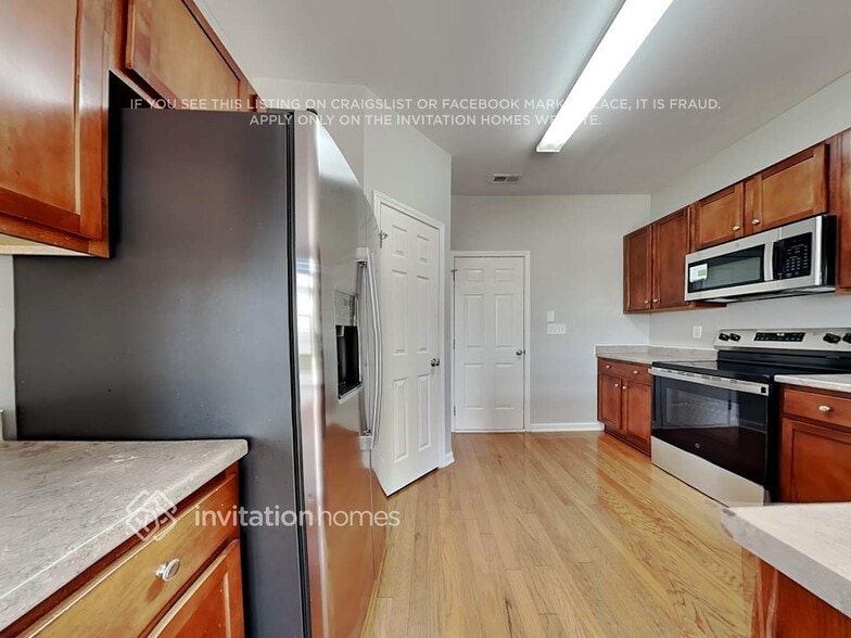 Building Photo - 170 Plott Hound Dr