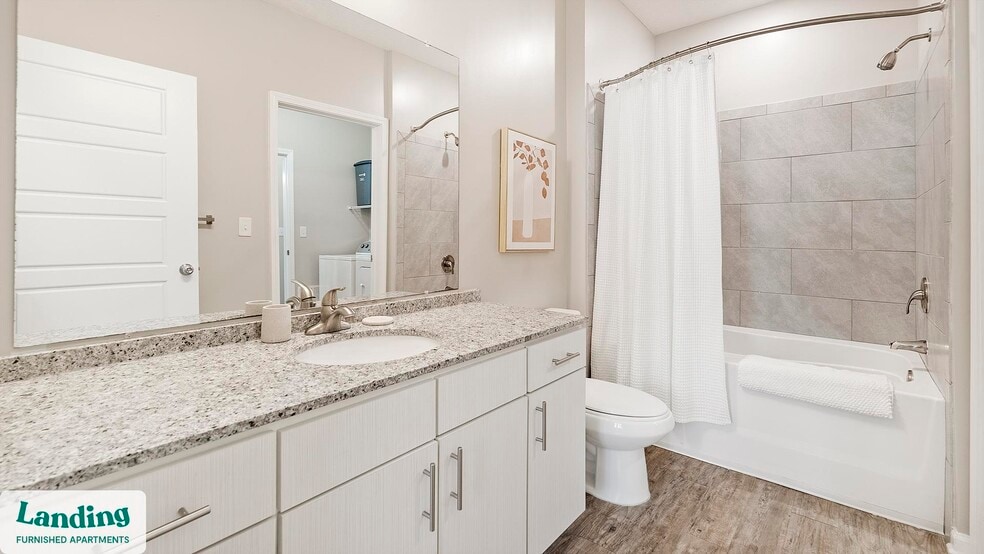 Building Photo - 2300 Tapestry Park Dr