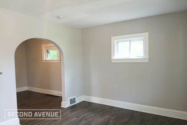 Building Photo - 11512 Harvey Ave