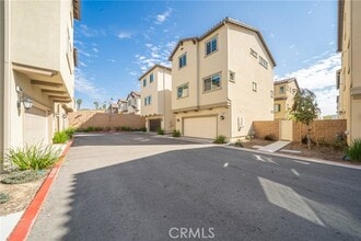 Building Photo - 27658 Heartwood Dr