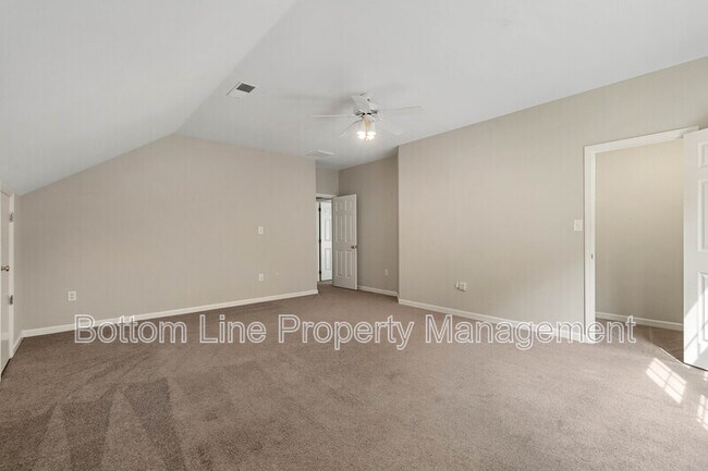 Building Photo - 1500 Candlewyck Ct