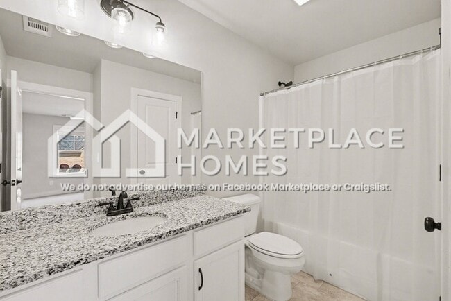 Building Photo - 173 Russell Way