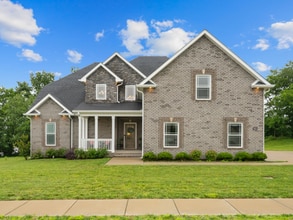 Building Photo - 806 Casen Ct