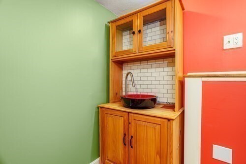 Building Photo - 1025 New Ipswich Rd