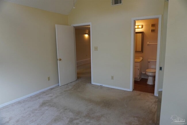 Building Photo - 5001 Grande Dr