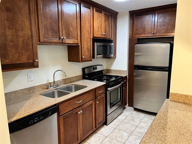 Building Photo - 3883 Turtle Creek Blvd