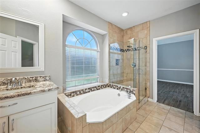 Building Photo - 312 Larkspur Ct