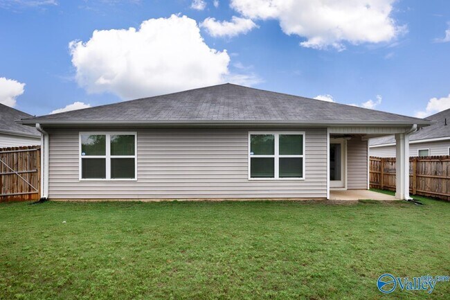 Building Photo - 18776 Wicklow Cir