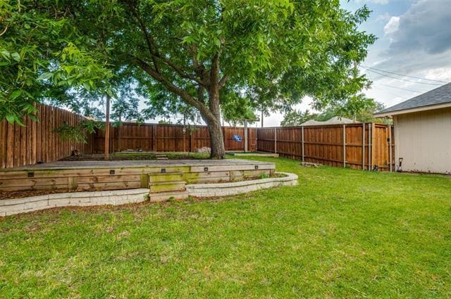 Building Photo - 406 Whispering Hills Dr
