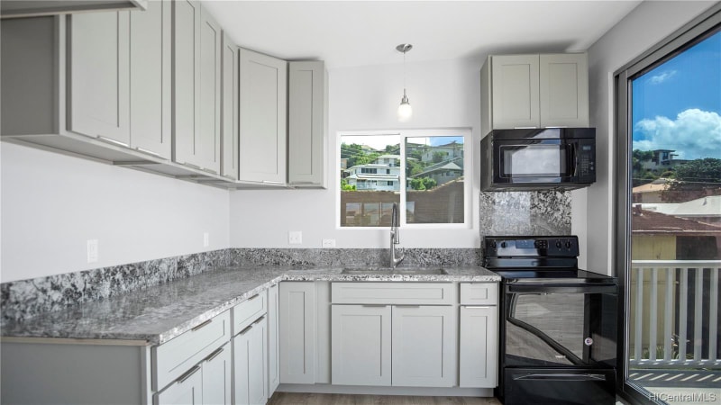 Building Photo - 1810 St Louis Dr