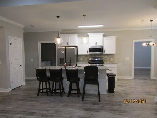 Building Photo - Available February!