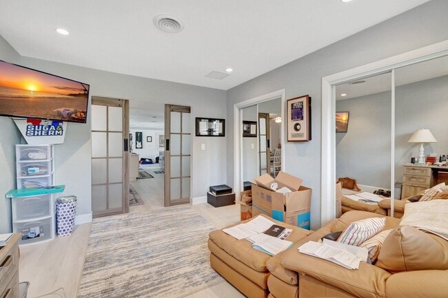 Building Photo - 4450 NE 23rd Ave