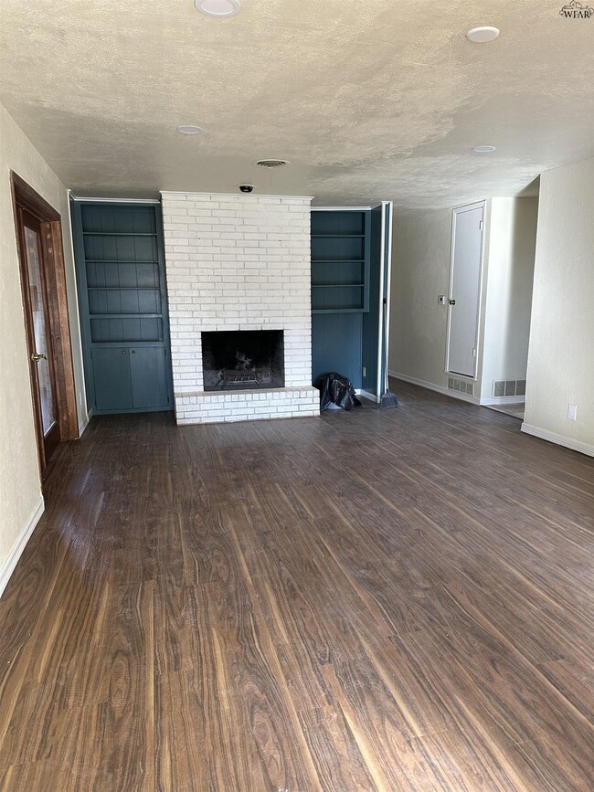 Building Photo - 4304 York St