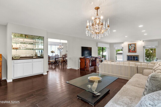 Primary Photo - 4953 Lakeridge Terrace W