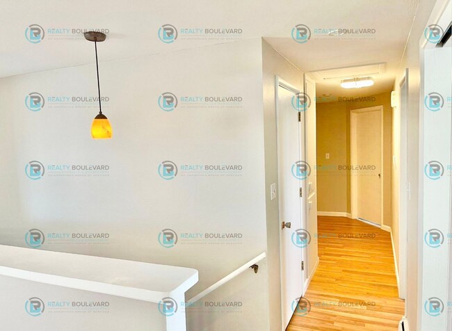 Building Photo - Perfect home in Reno with 2 car garage, ba...