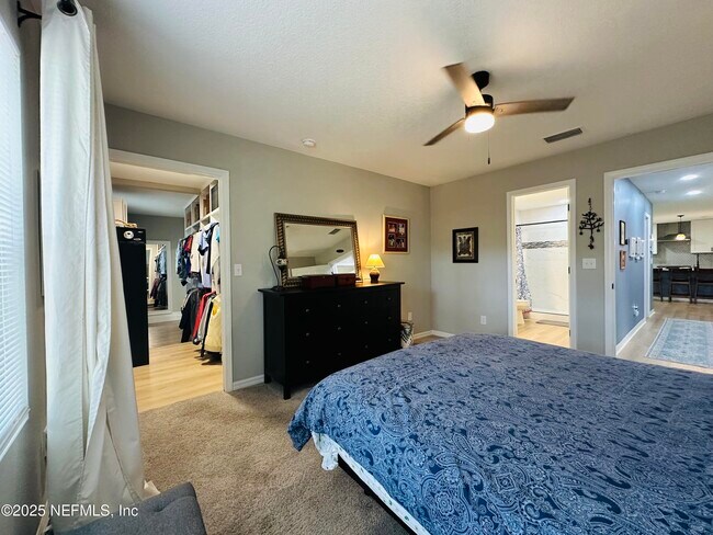 Building Photo - 14066 Inlet Dr