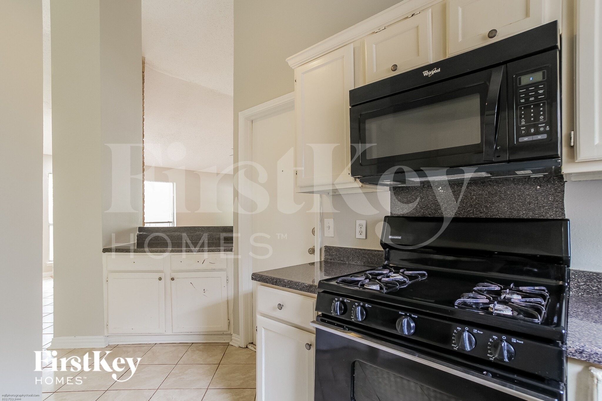 Building Photo - 6426 New World Dr