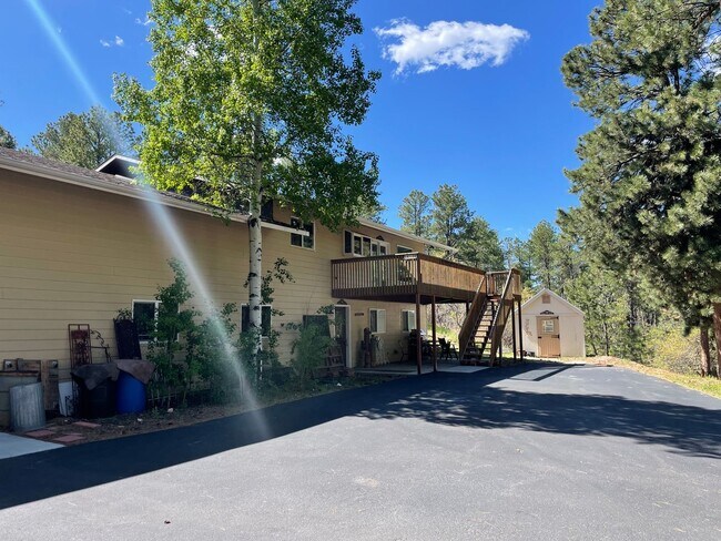 Building Photo - 14710 Roller Coaster Rd