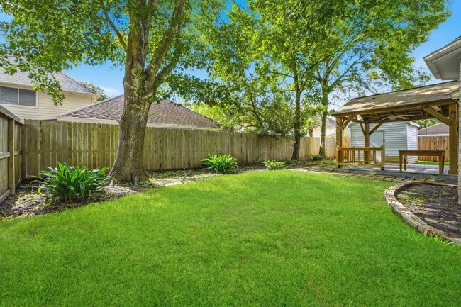 Building Photo - 1326 Shrub Oak Dr