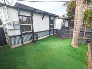 Building Photo - 2017 Reed Ave