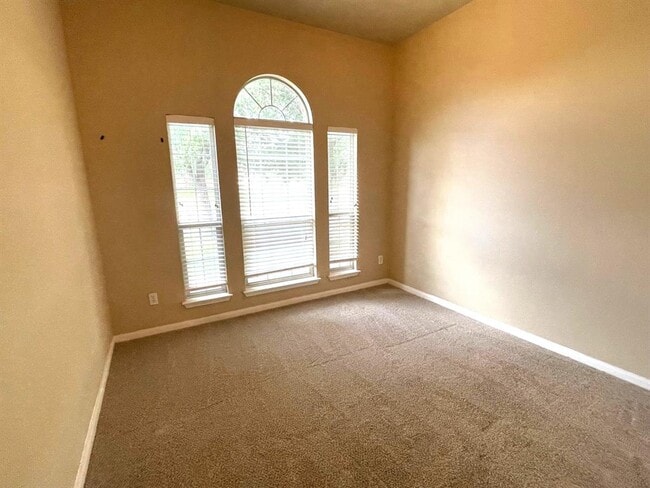 Building Photo - 2708 Granite Creek Dr