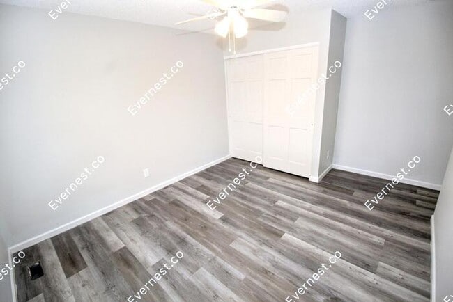 Building Photo - 1370 Timothy Ridge Dr