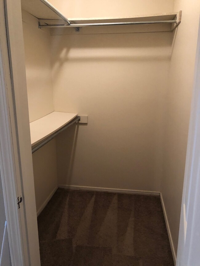 Closet - 1509 S West End St