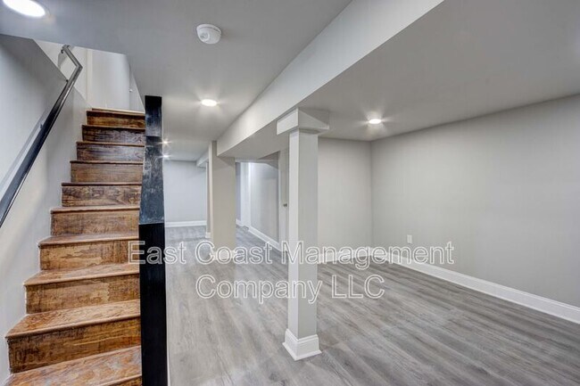 Building Photo - 2619 Loyola Northway