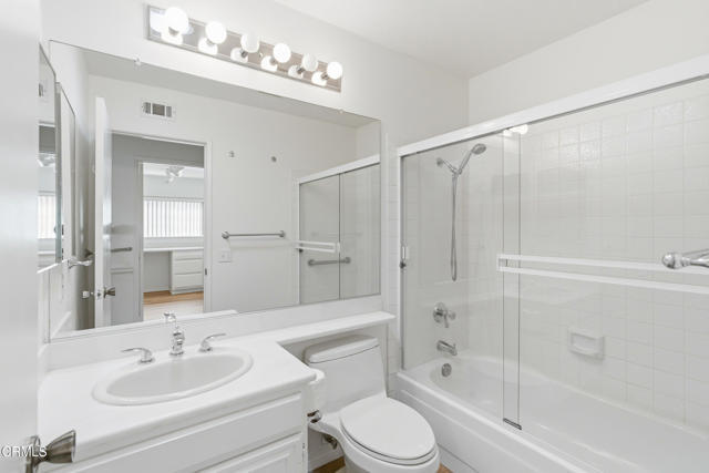 Building Photo - 6526 Lada Ave