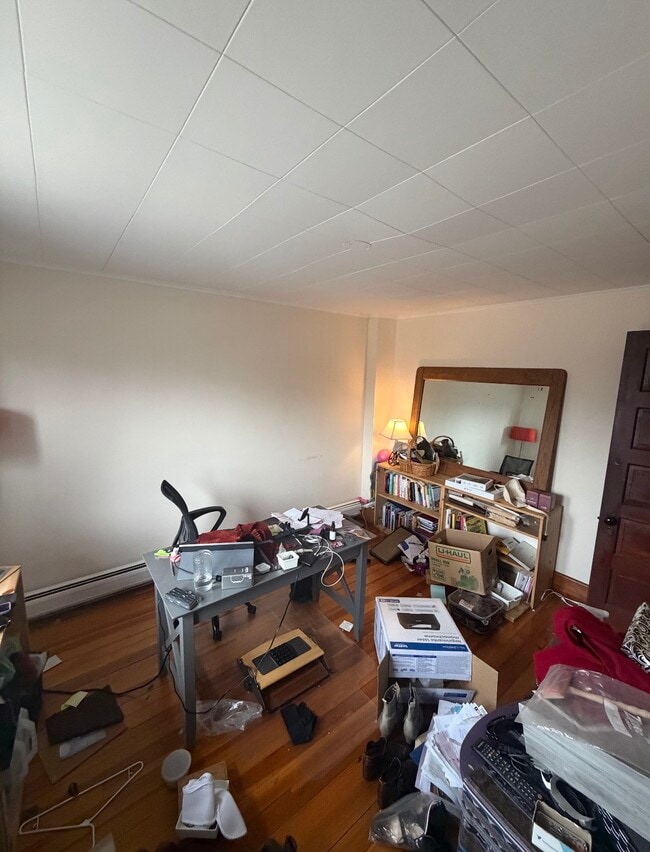 Building Photo - 52 Everett St