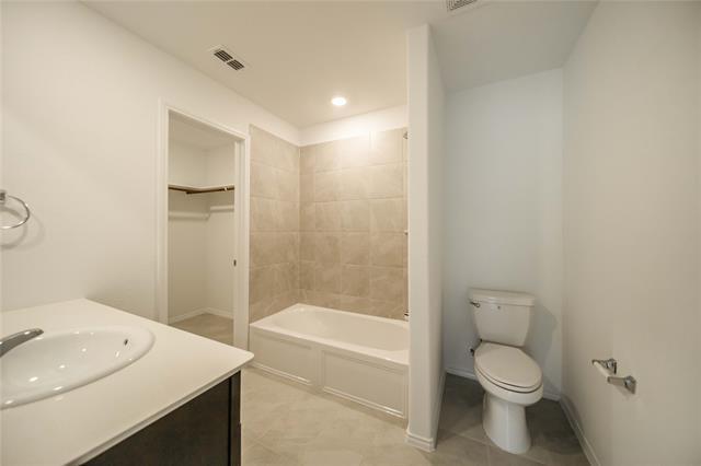 Building Photo - 7808 Ruellia Rd