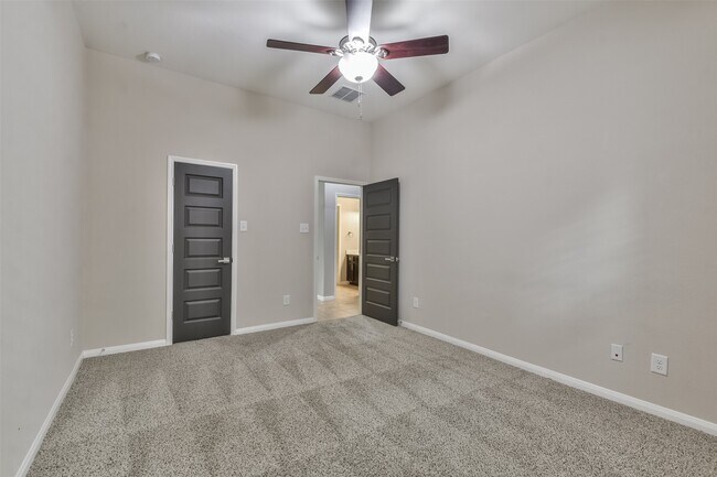 Building Photo - 13222 Edison Trace Ln