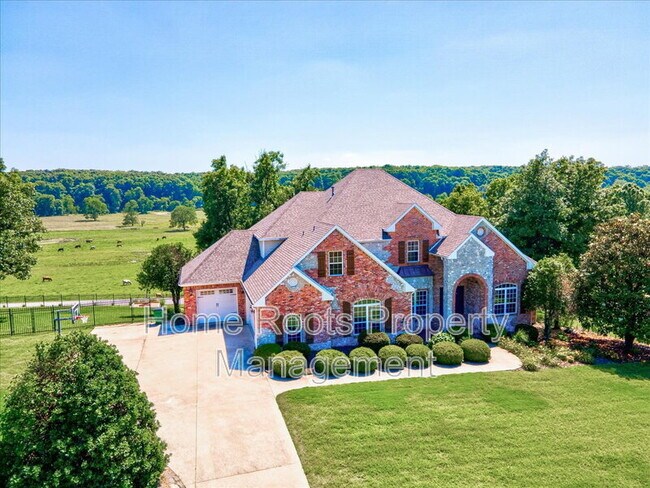 Building Photo - 7135 Sunset Ridge Cir