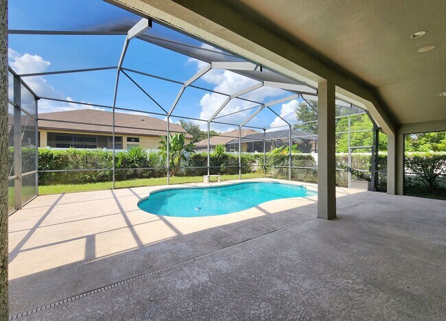 Building Photo - 2408 Tea Olive Terrace