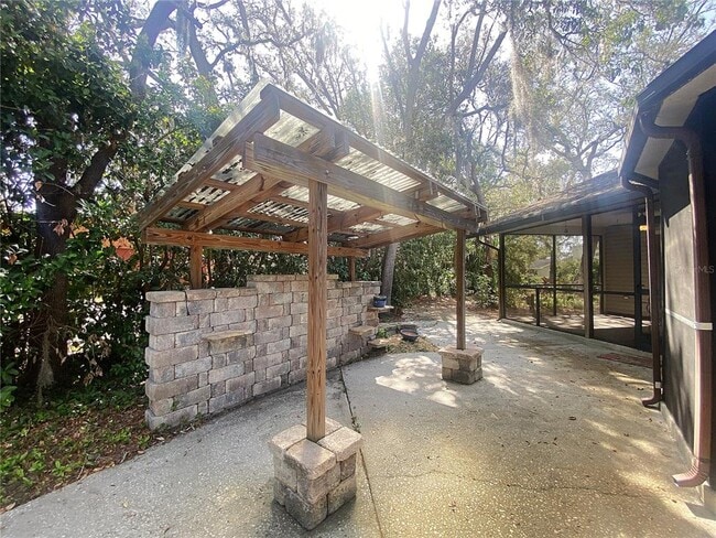 Building Photo - 994 Country Lake Cir