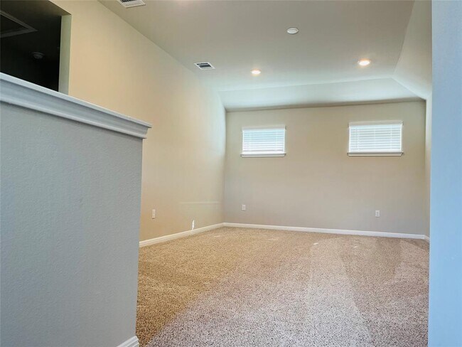 Building Photo - 121 Arrowhead Vine St