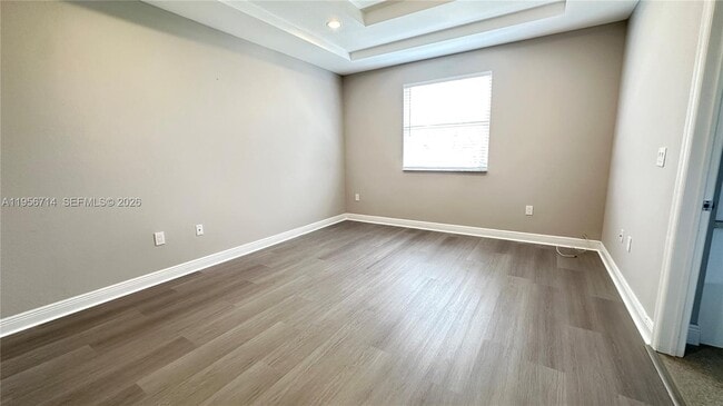 Building Photo - 6524 Hidden Cove Dr