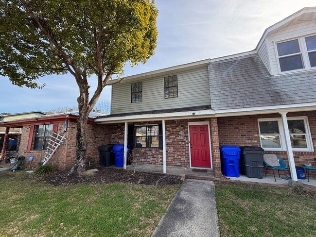 Building Photo - 5039 Popperdam Creek Dr