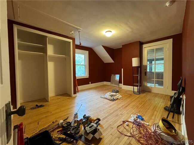 Building Photo - 831 Lancaster Ave