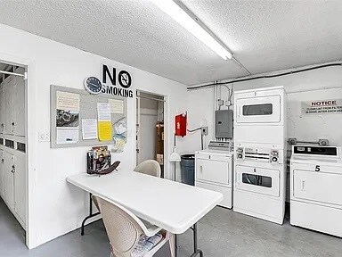 Building Photo - 2500 Lee Rd