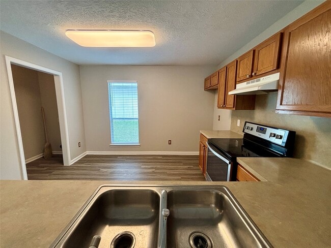 Building Photo - 8816 E Buffalo Cir