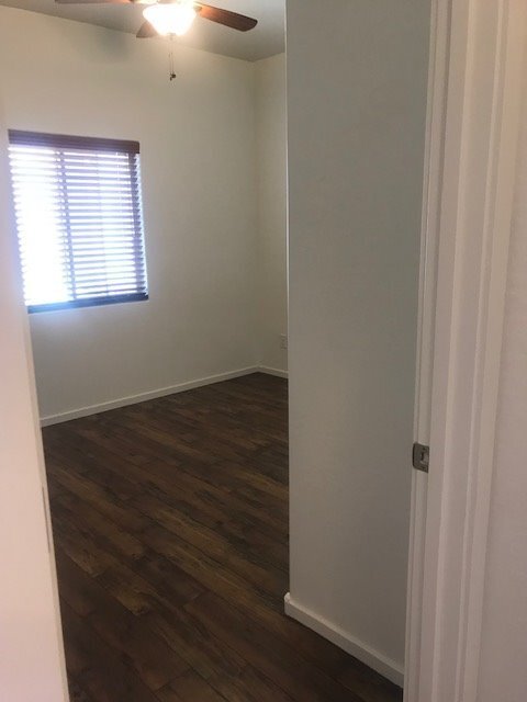 Building Photo - 1635 Entrada Dr